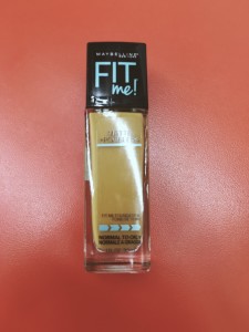 Maybeline Fit Me Matte and Poreless Foundation